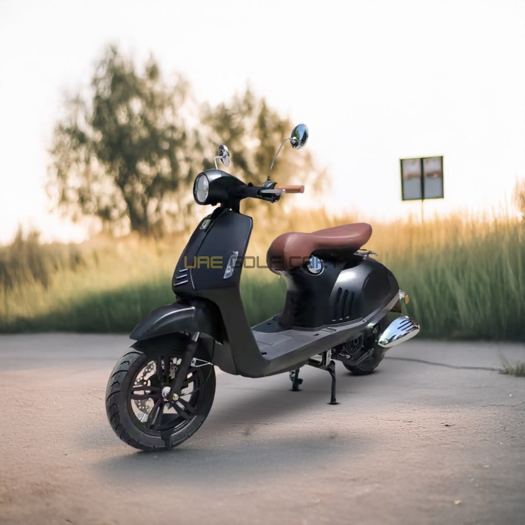 Electric Scooter 60V 1200W Removable Lithium Battery with Wide Seating - Electric Motorbikes & Mopeds - Photo 11 | UAE Golf Cart