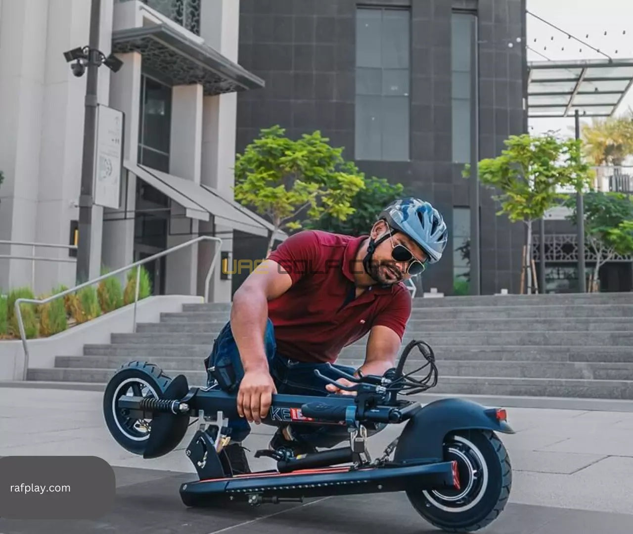 Foldable Electric Scooter 2000W 48V Battery 16kg 120kg Load Capacity - Foldable Electric Scooters - Photo 8 | UAE Golf Cart