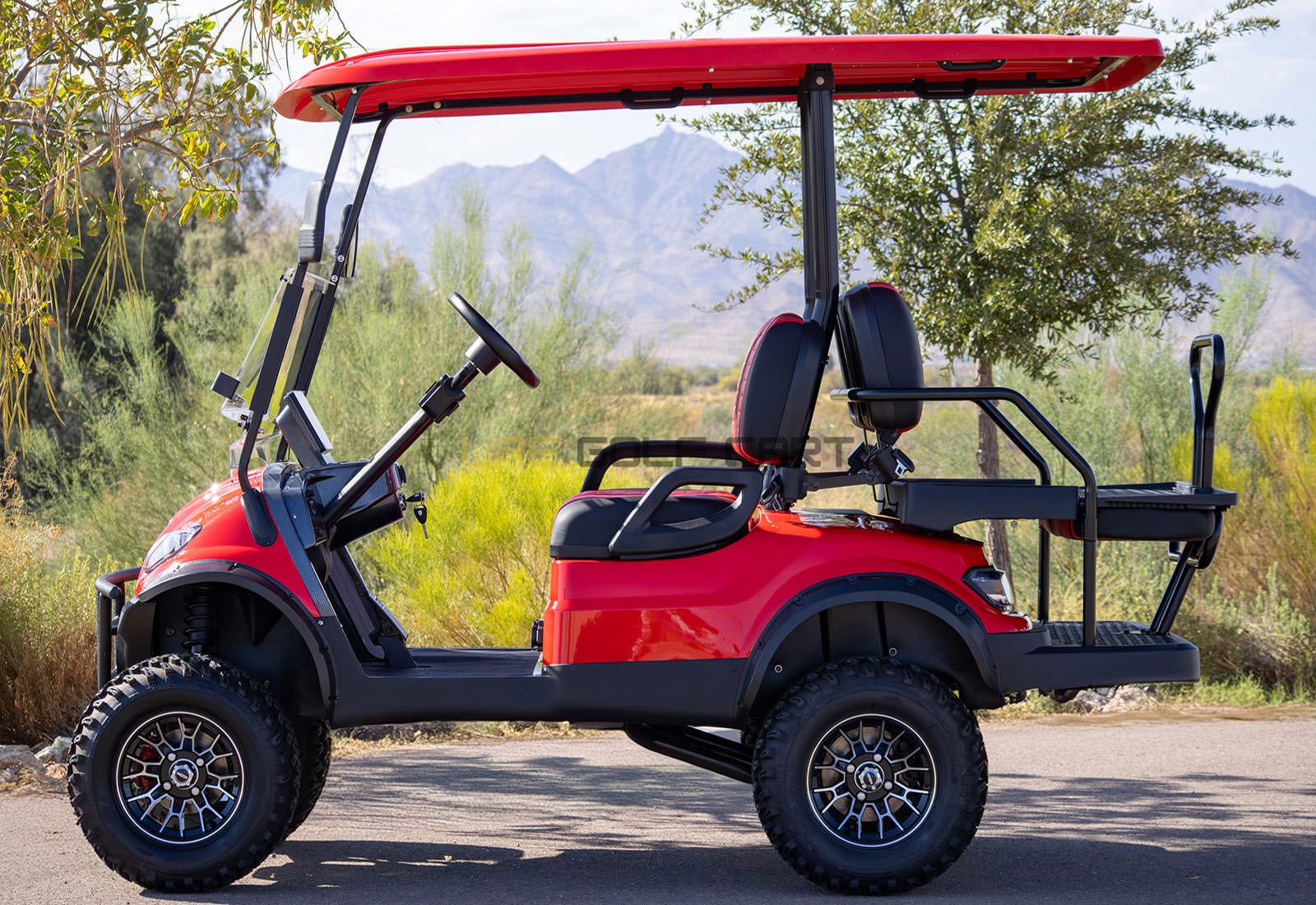 Lifted 4 Seater Off Road Golf Cart with Lithium Battery and Built In Cooler - Normal Golf Carts - 2+2 Seater - Photo 12 | UAE Golf Cart