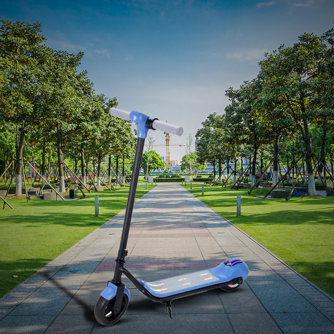 UAE Golf Cart 24V Foldable Kids Electric Scooter with LED Lights, Adjustable Handlebar, 150W Motor, 6kg - View 3