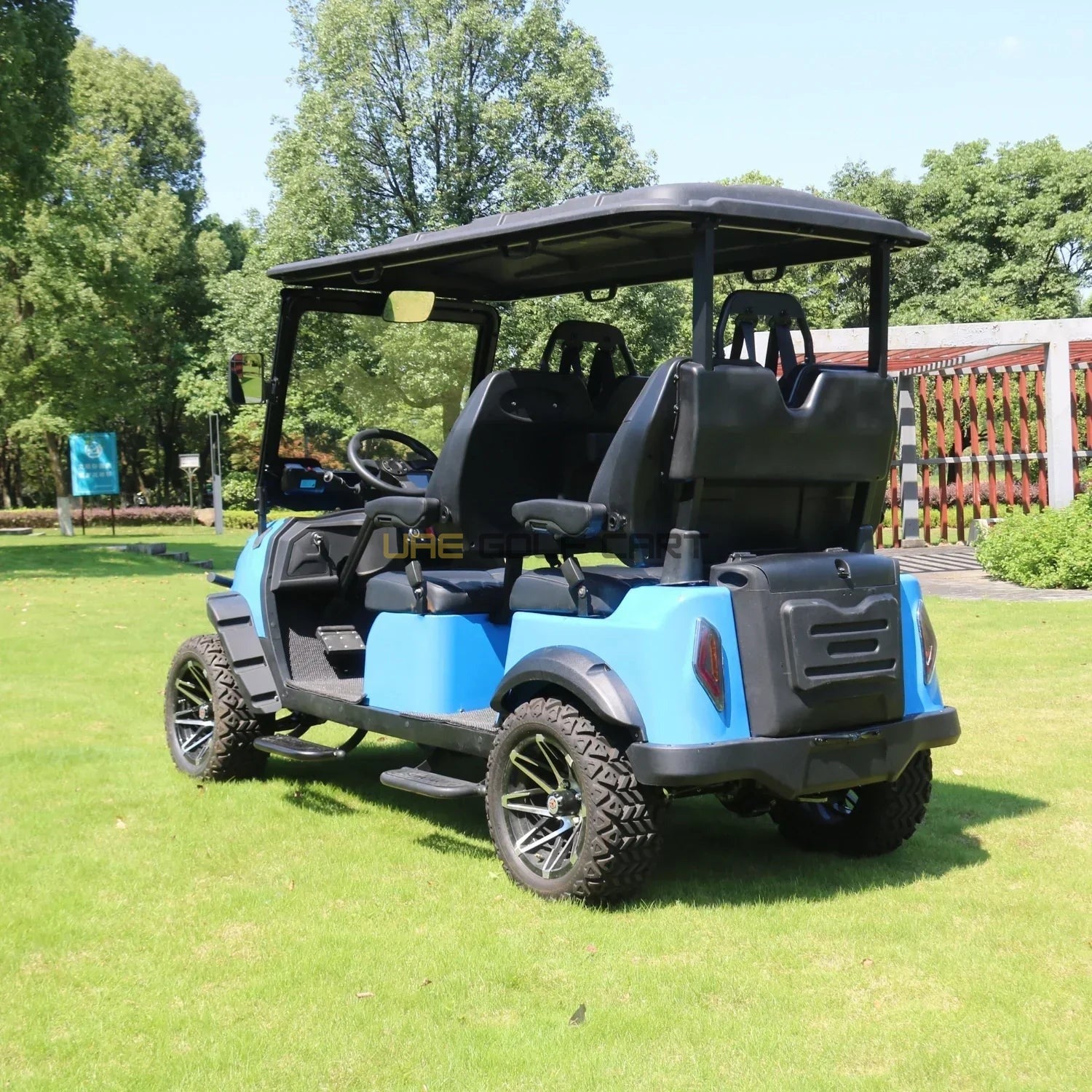 4 Seater Off Road Electric Golf Cart with Lithium Battery Touchscreen and CarPlay - Normal Golf Carts - 4 Seater - Photo 7 | UAE Golf Cart