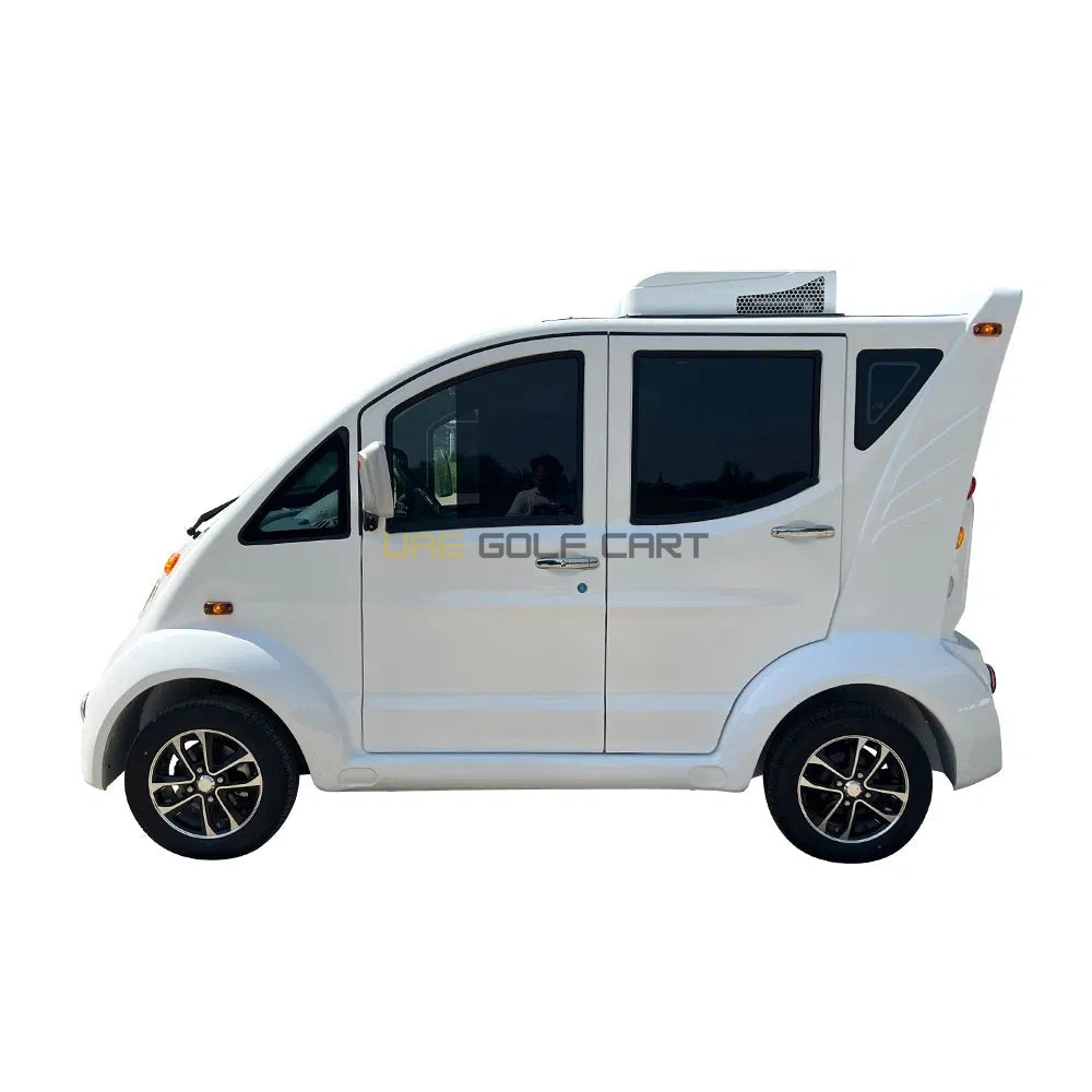 Enclosed 4 Seater Electric Golf Cart with Air Conditioning and Power Steering - Air Conditioned Golf Carts - 4 Seater - Photo 6 | UAE Golf Cart