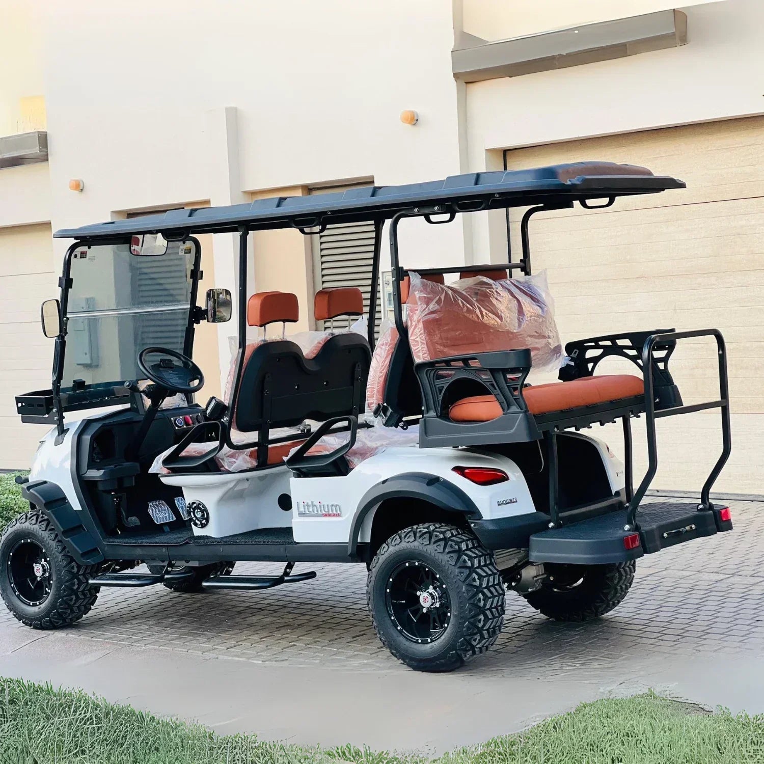 UAE Golf Cart - 6 Seater Off Road Electric Golf Cart with Lithium Battery and Touchscreen - View 3