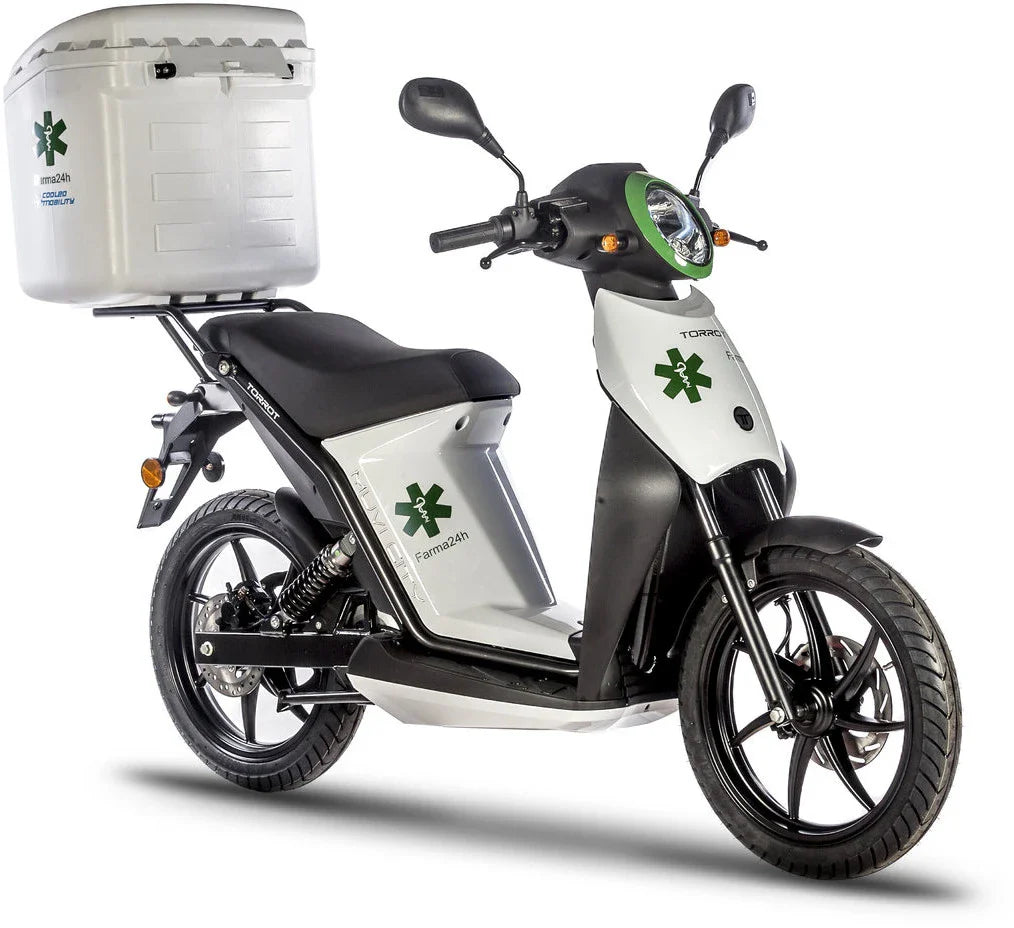 UAE Golf Cart 96kg Electric Scooter with Removable Lithium Battery for Private Estates - View 3