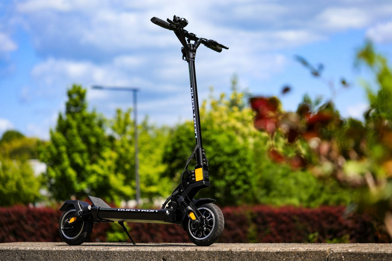 UAE Golf Cart Mini Foldable Electric Scooter 52V 13Ah 1450W Motor 45km/h Max Speed 21kg Weight - View 8